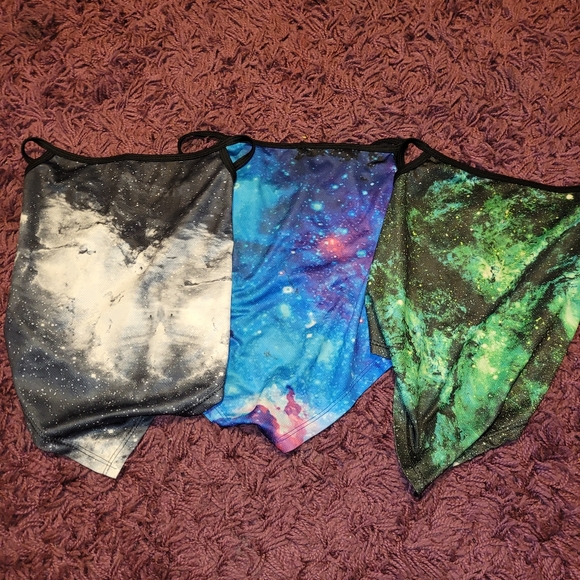 Mask - Picture 2 of 5